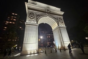 New York: Greenwich Village Nightlife Tour with Drink