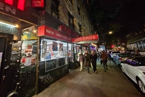 New York: Greenwich Village Nightlife Tour with Drink