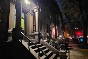 New York: Greenwich Village Nightlife Tour with Drink