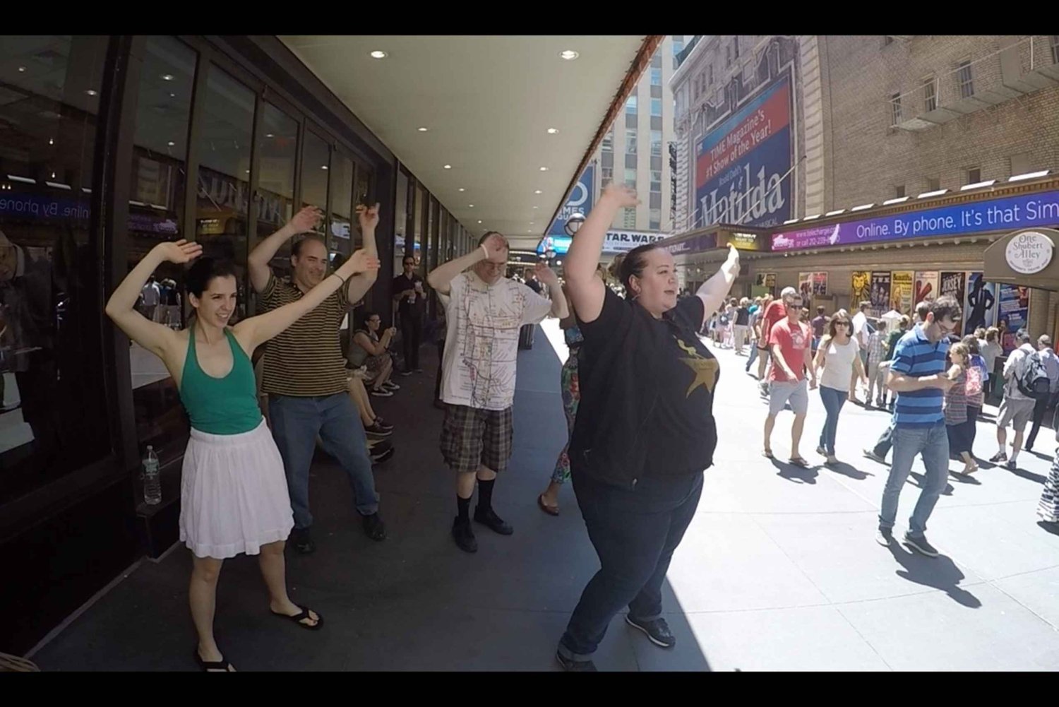 New York: Haunted Broadway Theaters Walking Tour