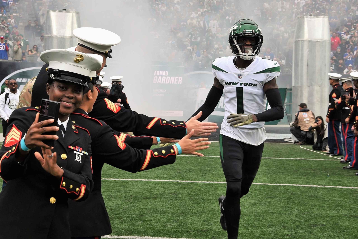 ニューヨーク: メットライフ・スタジアムでのニューヨーク・ジェッツのフットボールの試合