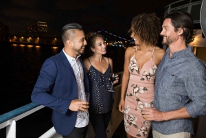 Nowy Jork: Statua Wolności i Happy Hour Cruise Combo