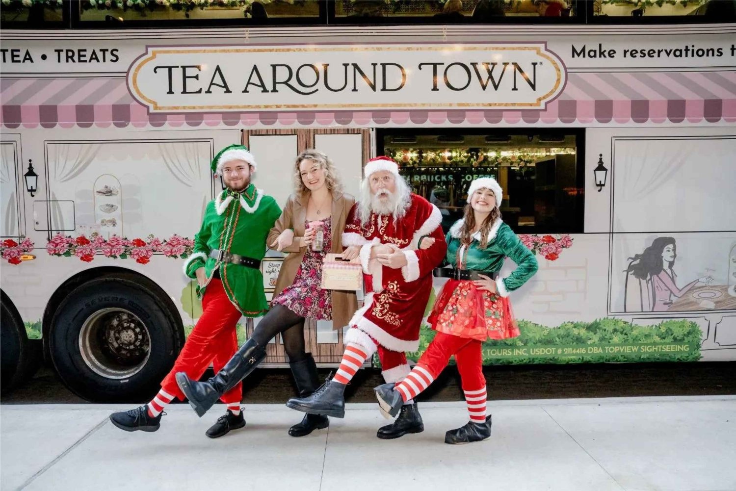 New York: Tea Bus Tour + NYBG Holiday Train Show