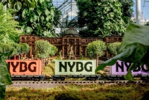 New York: Tea Bus -bussikierros + NYBG:n joulujunaesitys