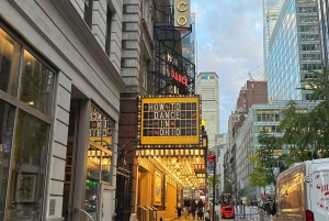 New York: Broadwayn evoluutio Itseopastettu äänikierros