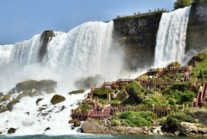 Niagara Falls Day Trip with Flights from New York