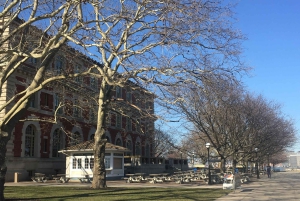 Maffia och spöktur i NY, Ellis Island och Frihetsgudinnan