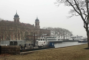 Maffia och spöktur i NY, Ellis Island och Frihetsgudinnan