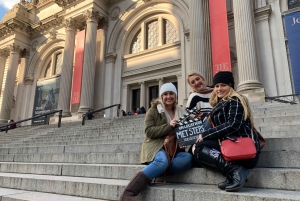 NYC: 3 timers Gossip Girl Sites Bus Tour (On Location Tours)