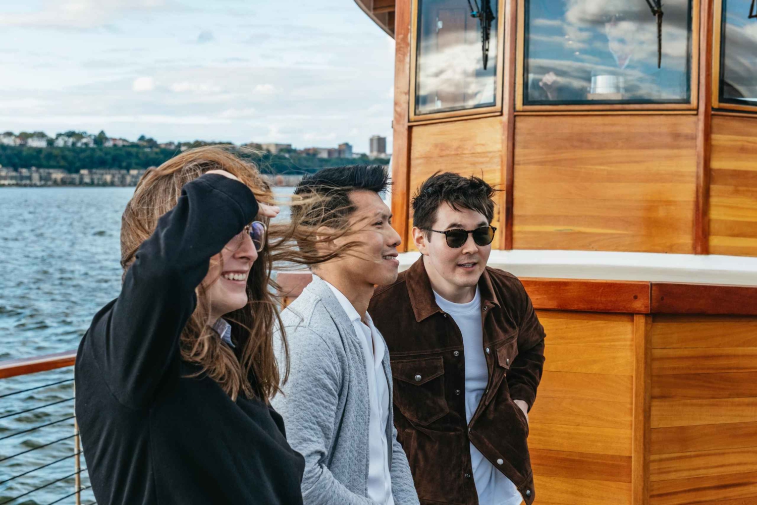 NYC: NYC Architecture Cruise: Around Manhattan: Around Manhattan Official NYC Architecture Cruise