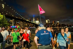 夜のニューヨーク：トップハイライトを巡る3時間の豪華バスツアー