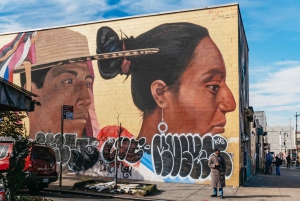 NYC: Brooklyn Graffiti & Street Art Walking Tour in Bushwick