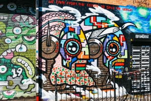 NYC: Brooklyn Graffiti & Street Art Walking Tour in Bushwick