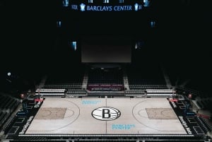 NYC: Brooklyn Nets NBA Pelilippu Barclays Centerissä