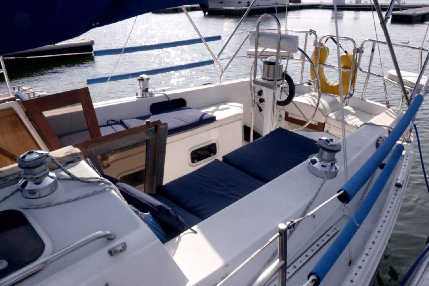 NYC: Brooklyn Sightseeing Sailboat Cruise