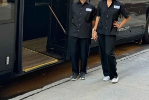 NYC Bustronome: Gourmet-Sightseeing-Tour mit Mittagessen im Panoramabus