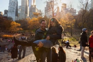 NYC: Tour guidato a piedi di Central Park Inglese-Spagnolo