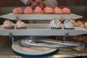 NYC: Christmas Cupcake Tour and Holiday Lights