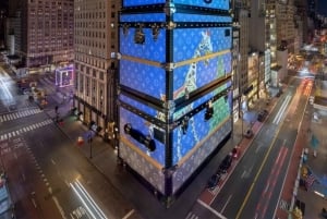 NYC: Christmas Special Movie and Hotspots Pedicab Tour