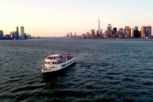 NYC: Båttur med Circle Line i solnedgången utan biljettkö