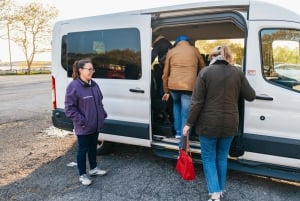 NYC: City Skyline Sightseeing Bus Tour at Night