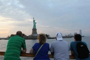 NYC: Kveldsjazzcruise på yachten Manhattan