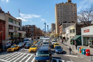 New York: autobus hop on hop off guidato con due attrazioni