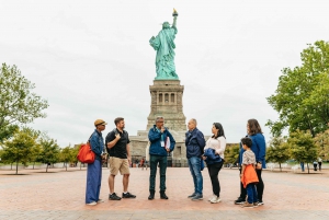 NYC: Tour guidato della Statua della Libertà e di Ellis Island