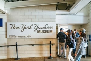 NYC: Harlem and Bronx Day Tour with Yankees Baseball Game