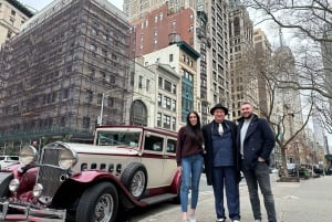 NYC: Vintage Car Midtown Manhattan Tour