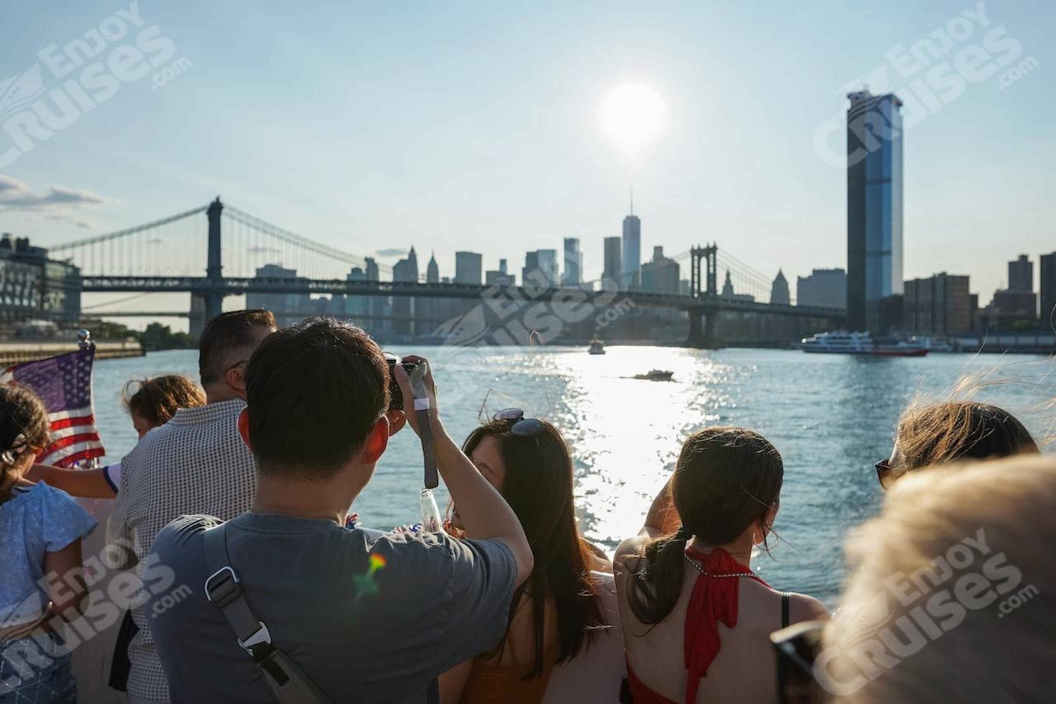 NYC: 4. heinäkuuta perheen ilotulitusjuhlaristeily, avoin baari, buffet