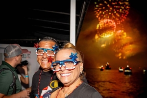 NYC: 4. heinäkuuta perheen ilotulitusjuhlaristeily, avoin baari, buffet