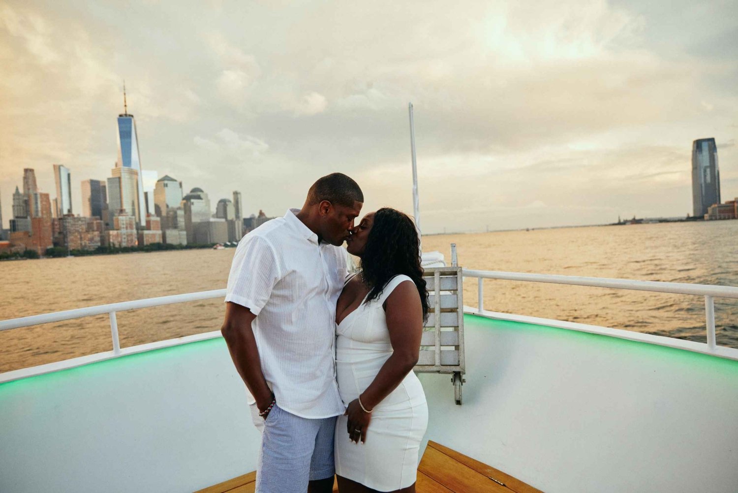 NYC: Cruzeiro com fogos de artifÃcio no dia 4 de julho + buffet de churrasco no Grand Mariner