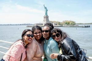 NYC: Liberty Cruise New Yorkin satamassa live-oppaan kanssa