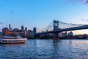 Nueva York: crucero con cena y vistas del skyline de Manhattan