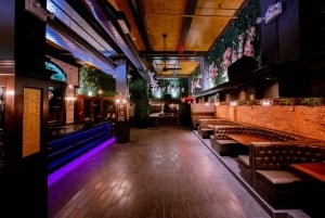 ニューヨーク：The Deanで大晦日をお祝いしましょう（5時間のトップシェルフオープンバー付き）