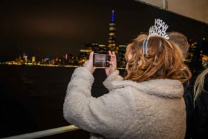 NYC: New Year's Eve Black & White Party Cruise All Inclusive