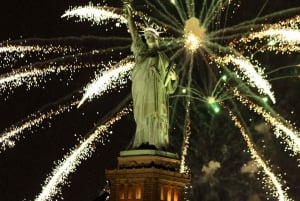 NYC: Silvester-Dinner-Kreuzfahrt mit Musik und offener Bar