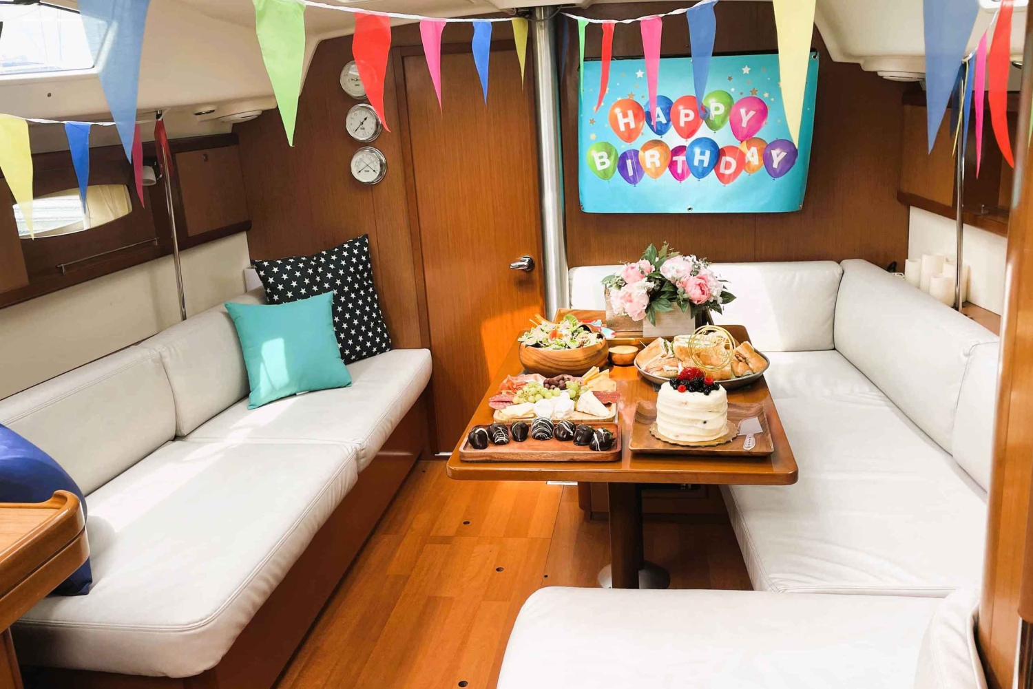 NYC: Prywatny rejs z szampanem do Statuy Wolności