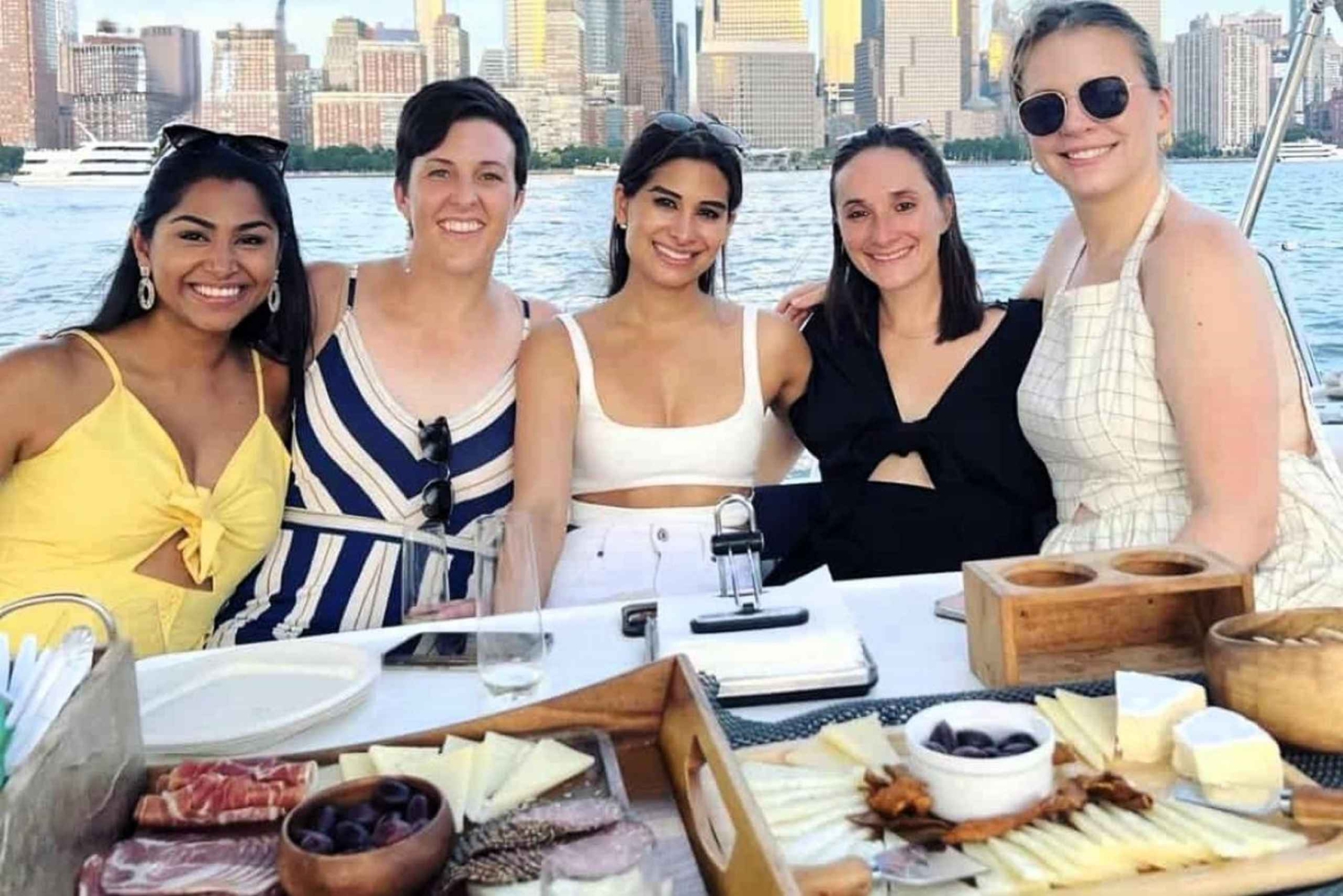 NYC: Prywatny rejs z szampanem do Statuy Wolności