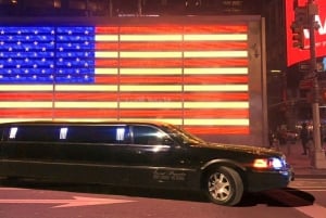 NYC: Privat Home Alone 2 Stretch Limousine Tour med Pizza