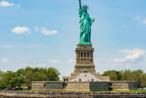 NOVA IORQUE: Cruzeiro turístico no porto a bordo do Grande Mariner