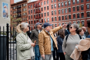 NYC: SoHo, Little Italy, and Chinatown Guided Tour: SoHo, Little Italy, and Chinatown Guided Tour