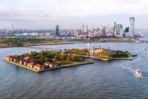 NYC: Omvisning på Frihetsgudinnen og Ellis Island