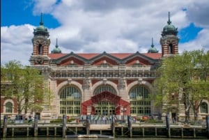 NYC: Frihedsgudinden og Ellis Island guidet tur