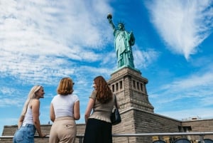 NYC: Tur till Frihetsgudinnan och Ellis Island med färja