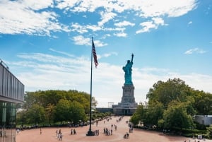 NYC: Tur till Frihetsgudinnan och Ellis Island med färja