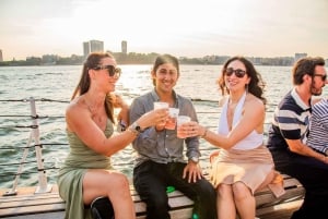 NYC: Kreuzfahrt mit der Freiheitsstatue an Bord eines klassischen Segelboots