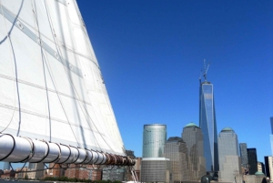 NYC: Vela del giorno della Statua della Libertà con la goletta Adirondack