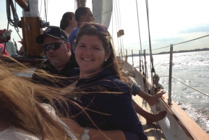 NYC: Vela del giorno della Statua della Libertà con la goletta Adirondack